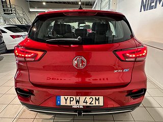 MG ZS EV Long Range Luxury 360° GPS Pano Pvärm S/V-hjul MOMS