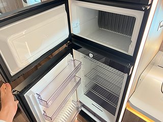 Husbil-integrerad Kabe TMI 810 LQB 16 av 27
