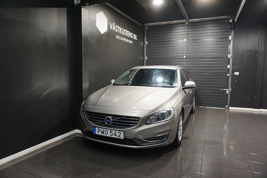 Volvo V60 D2 Powershift, Momentum, 1 Ägare, VoC, Rattvärme 115hk