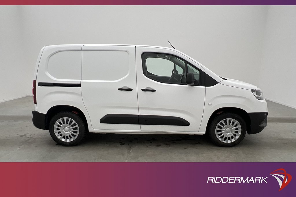 Toyota ProAce City 1.2 M/K-Värmare Dragkrok B-Kamera Moms