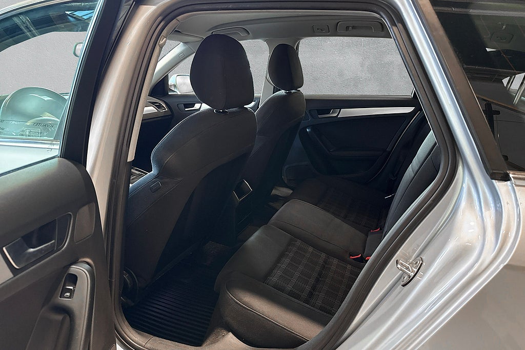 Audi A4 Avant 2.0 TDI Välservad Dragkrok
