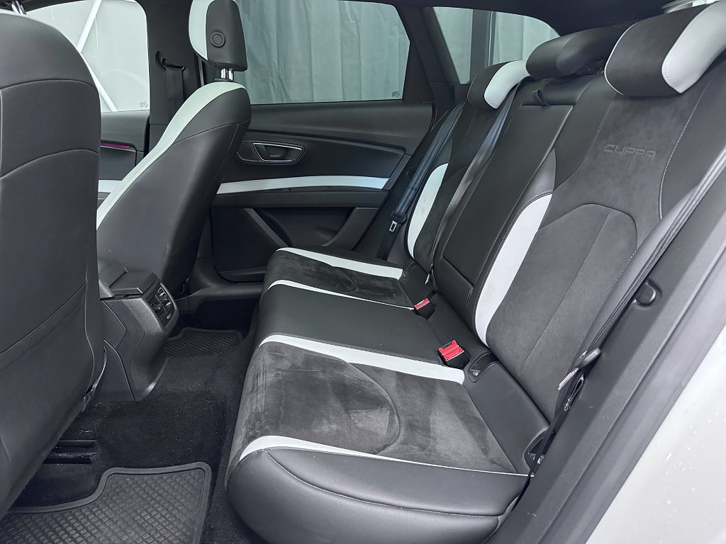 SEAT León Cupra ST 2.0 TSI DSG Sequential, 6-trins, 290ps, 2016