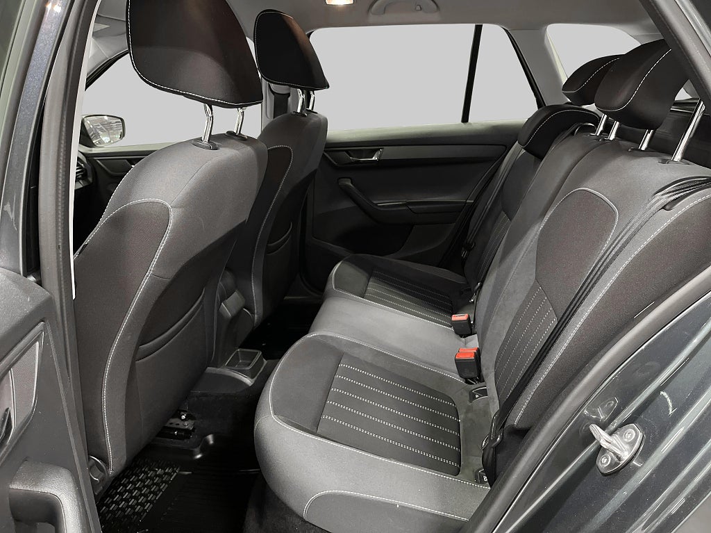 Skoda Fabia Kombi 1.0 TSI Style 95hk manuell "Drag" – bild 9