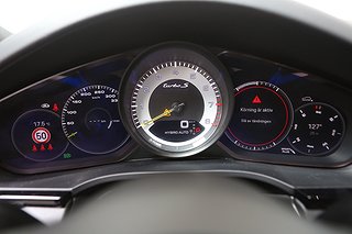 SUV Porsche Cayenne 25 av 32