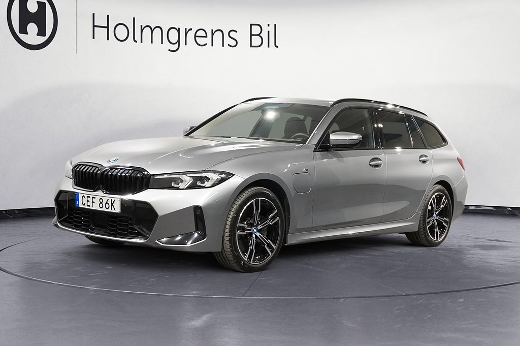 BMW 330 e xDrive Touring M Sport Drag Kamera DAP | Ränta 3,95%