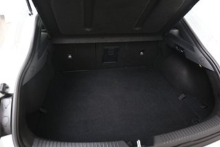 Halvkombi Hyundai i30 Fastback 17 av 19