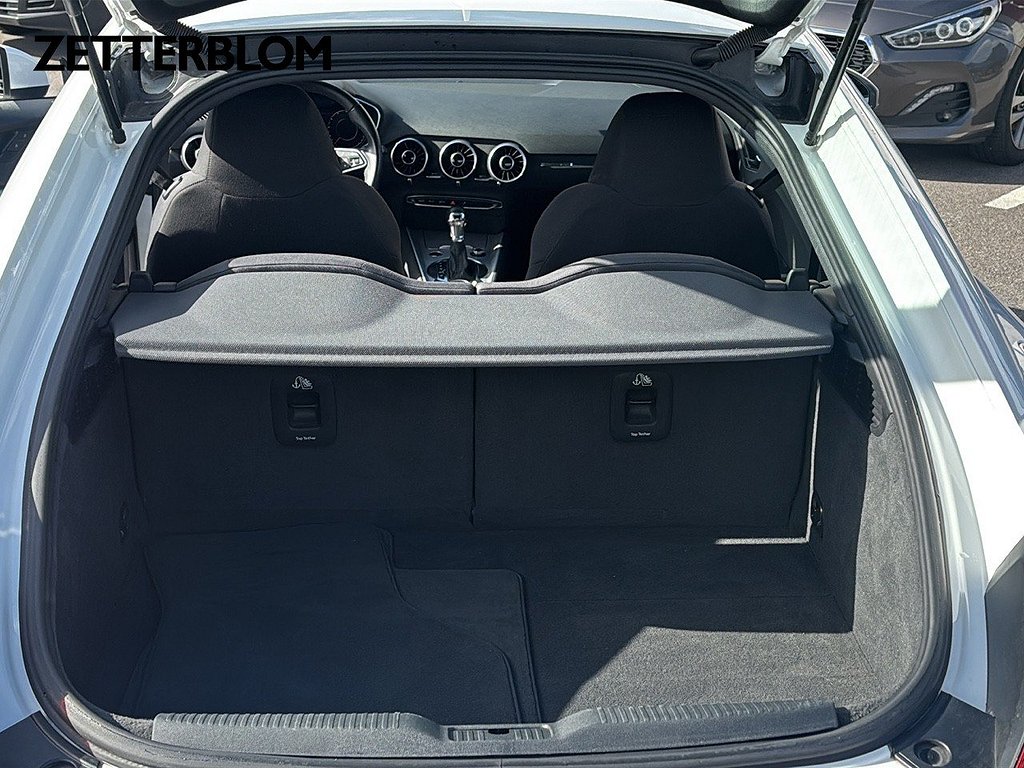 Sportkupé Audi TT 6 av 14