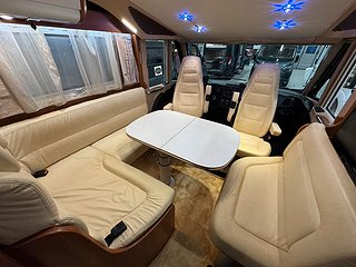 Husbil-integrerad Laika Kreos 8012 IVECO 180HK AUT 20 av 27