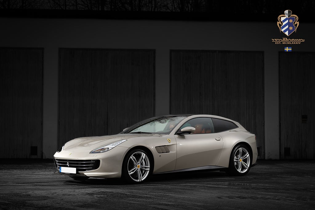Ferrari Lusso GTC4 6.3 V12