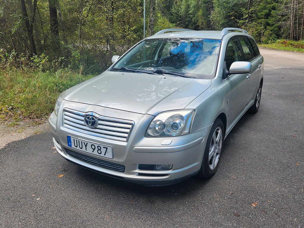 Toyota Avensis Kombi 2.0 D-4 VVT-i #SÅLD#