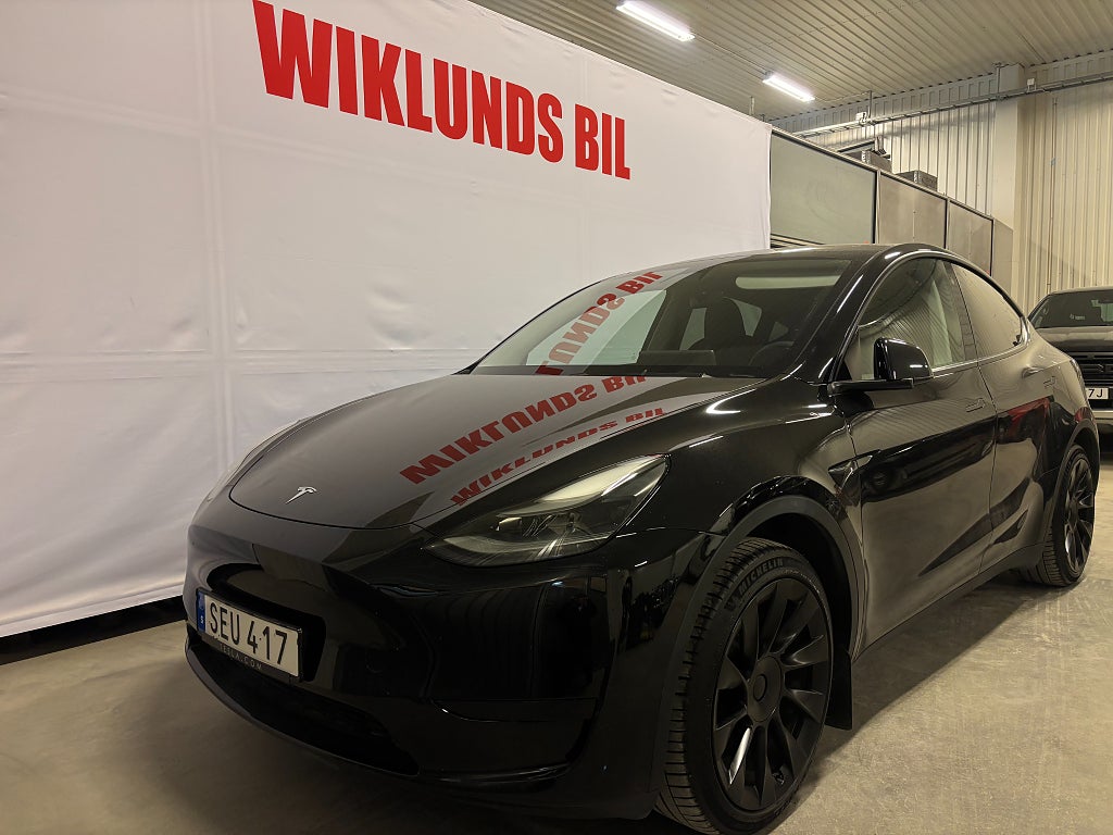 Tesla Model Y Standard Range RWD 299hk 1 ägare 3449mil Skinn Pano