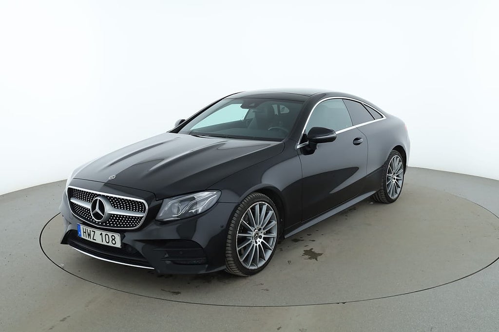 Mercedes-Benz E 220 d Coupé 4MATIC AMG Line / Pano, Burm