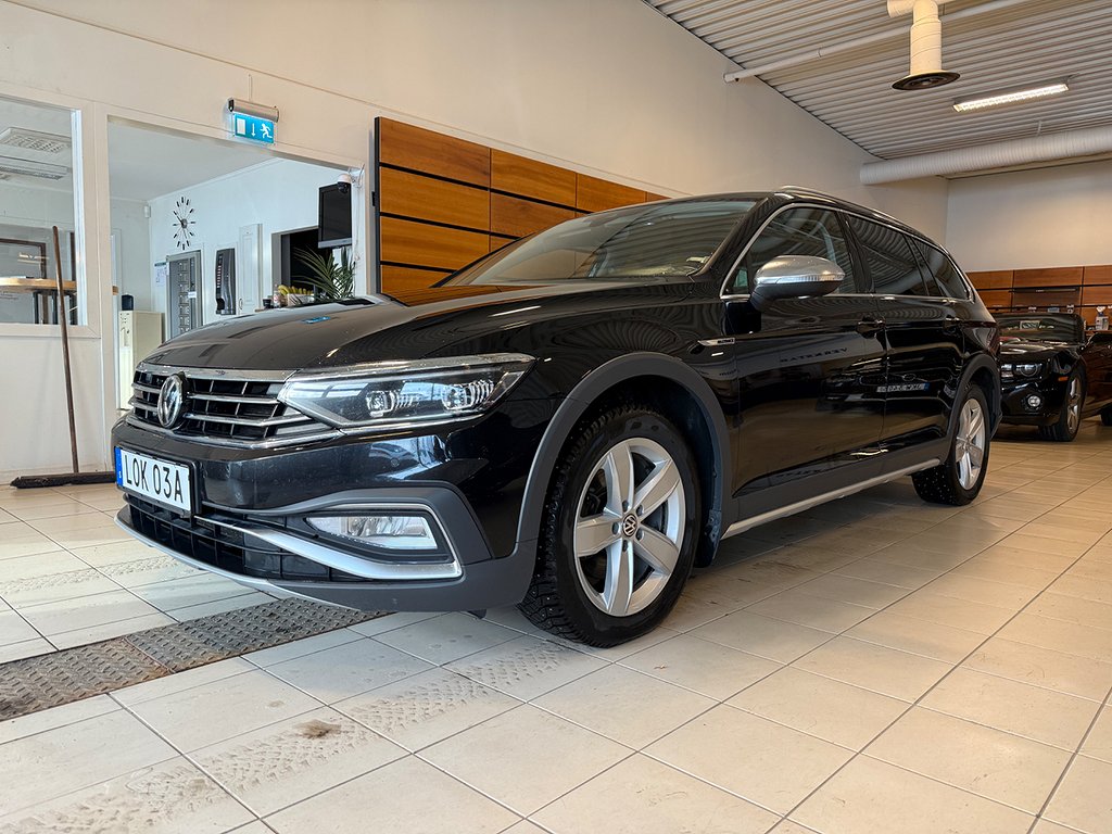 Volkswagen Passat Alltrack 2.0 TDI Aut 4M Kamera Värmare Drag 5,99%RÄNTA