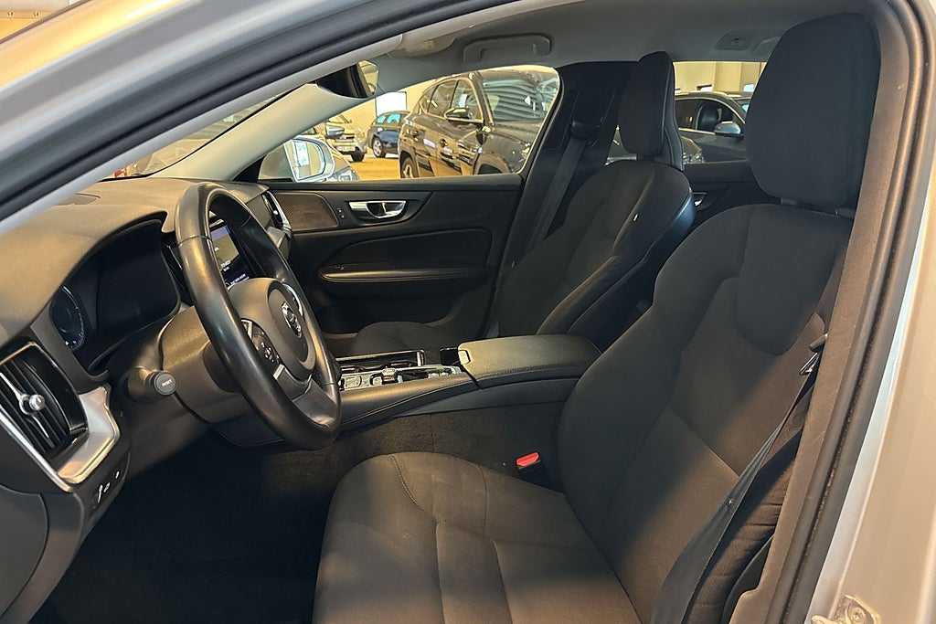 Volvo V60 Recharge T6 AWD Geartronic Kamera H/K Navi Värmare  miniatyr 12