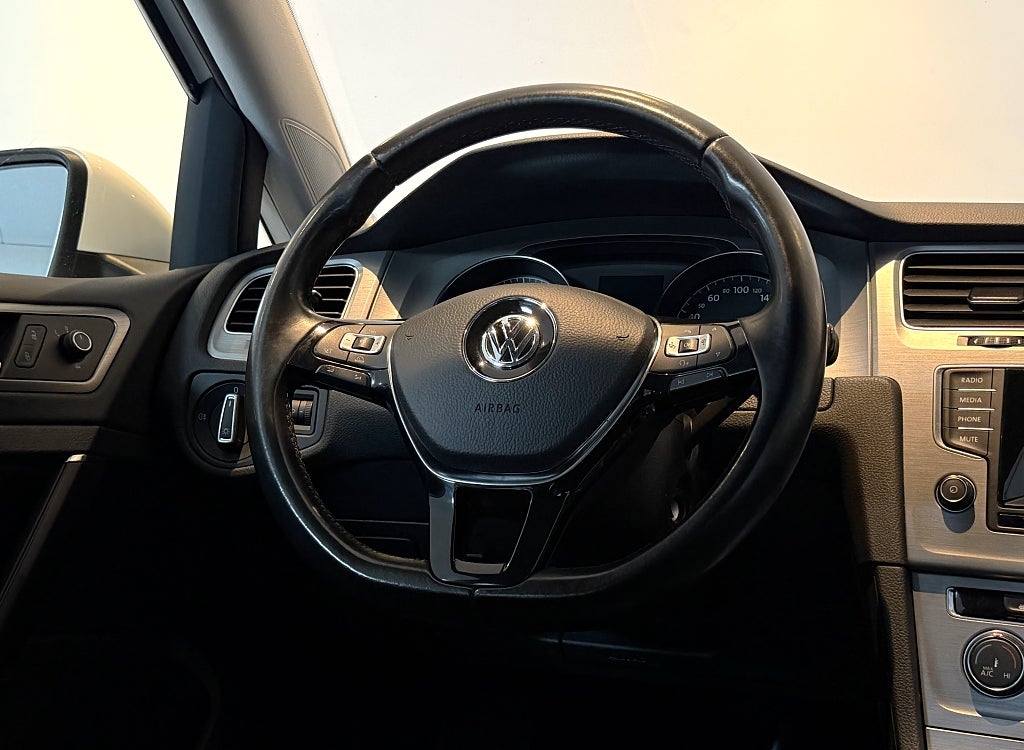 Volkswagen Golf Sportscombi 1.2 TSI BMT MASTERS AUTOMAT LÅGMIL