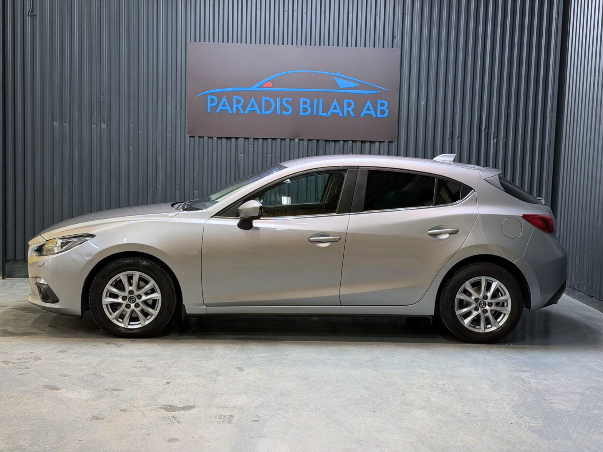 Mazda 3 Sport 2.2 SKYACTIV-D ny servad 2013, bild 2/51