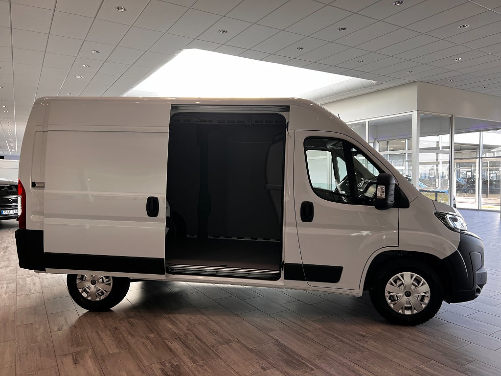 Peugeot Boxer L2H2 140 AUT Facelift  thumbnail