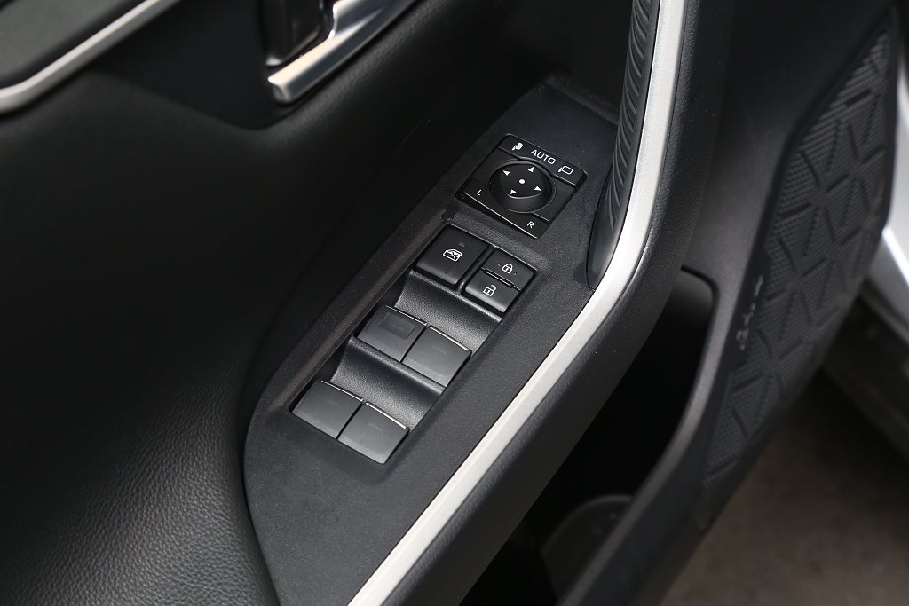 Toyota RAV4 Hybrid AWD-i E-CVT Executive 222hk Leasbar 2025