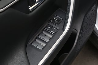 SUV Toyota RAV4 11 av 26
