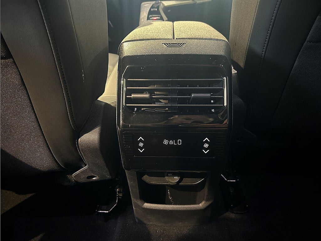 Bild på Peugeot 5008 Allure Hybrid 145hk Aut - 7-SITS, B-KAMERA, CARPLAY