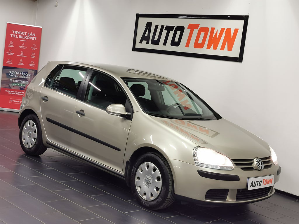 Volkswagen Golf 5-dörrar 1.6/ M-värme (102hk)
