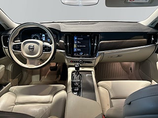 Volvo V90 Cross Country T5 AWD Geartronic Pro Edition MOMS/H&K/SoV/Kamera/Skinn