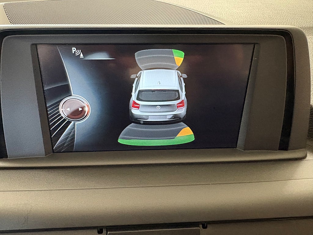BMW 118d 5-dörrars Steptronic M Sport Automat,SoV Hjul Euro 5 thumbnail
