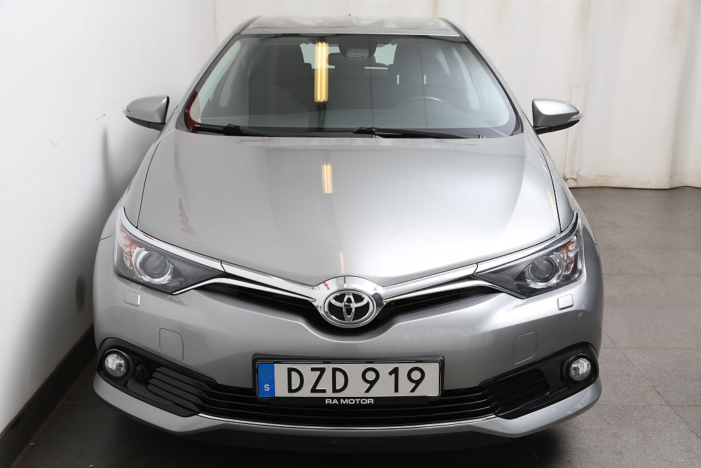 Toyota Auris 1,2 Turbo Active 5D Kamera Motorvärmare 2016