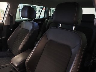 Kombi Volkswagen Passat 15 av 24