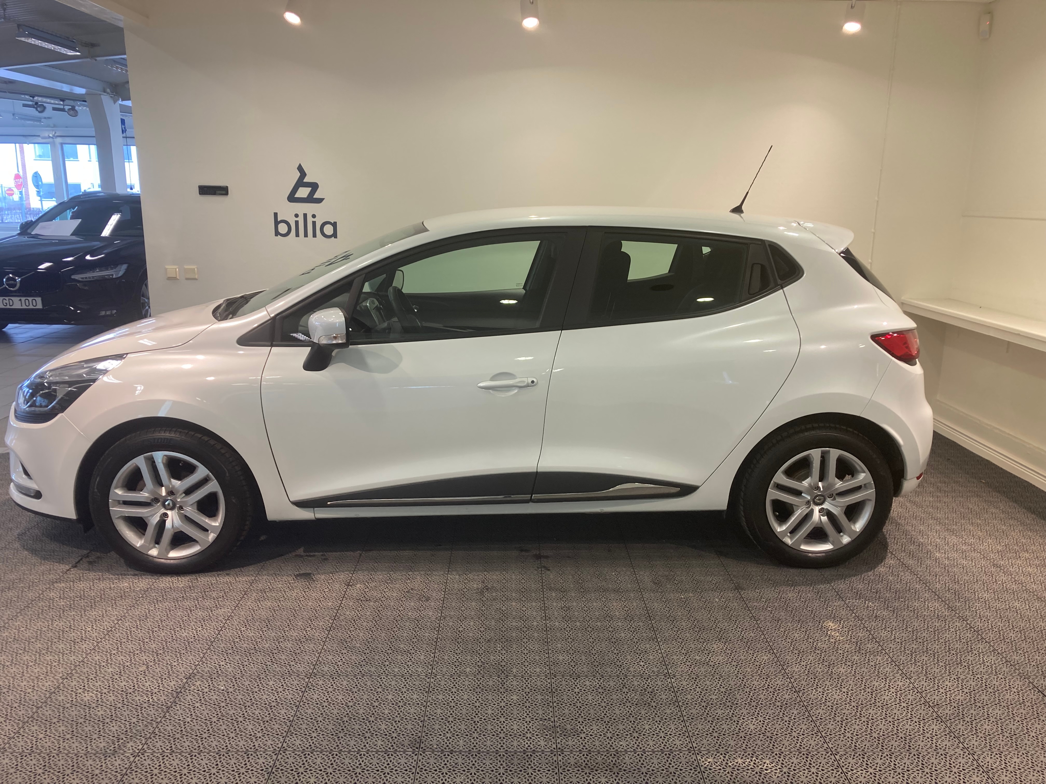 Renault Clio PhII Energy TCe 75 Zen 5-d, bild 2/18
