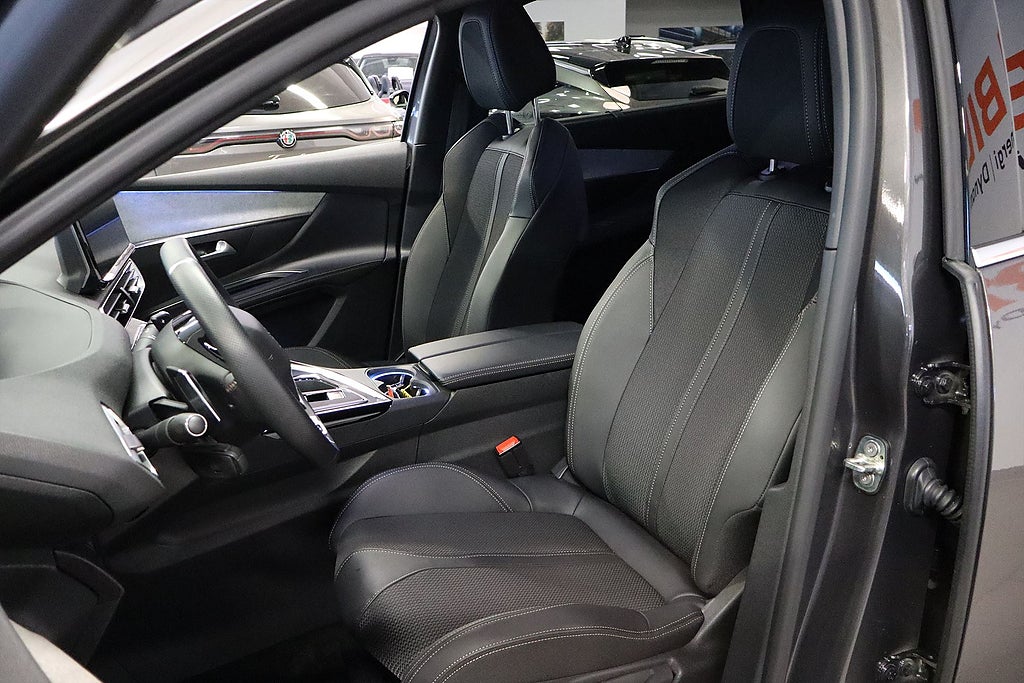 Bild på Peugeot 5008 GT 1.2 PT 130hk Aut - 7-SITS, BACKKAMERA