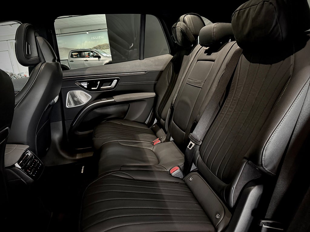 Mercedes-Benz EQS SUV 500 4MATIC AMG Premium Plus Hyperscreen Drag - bild 8