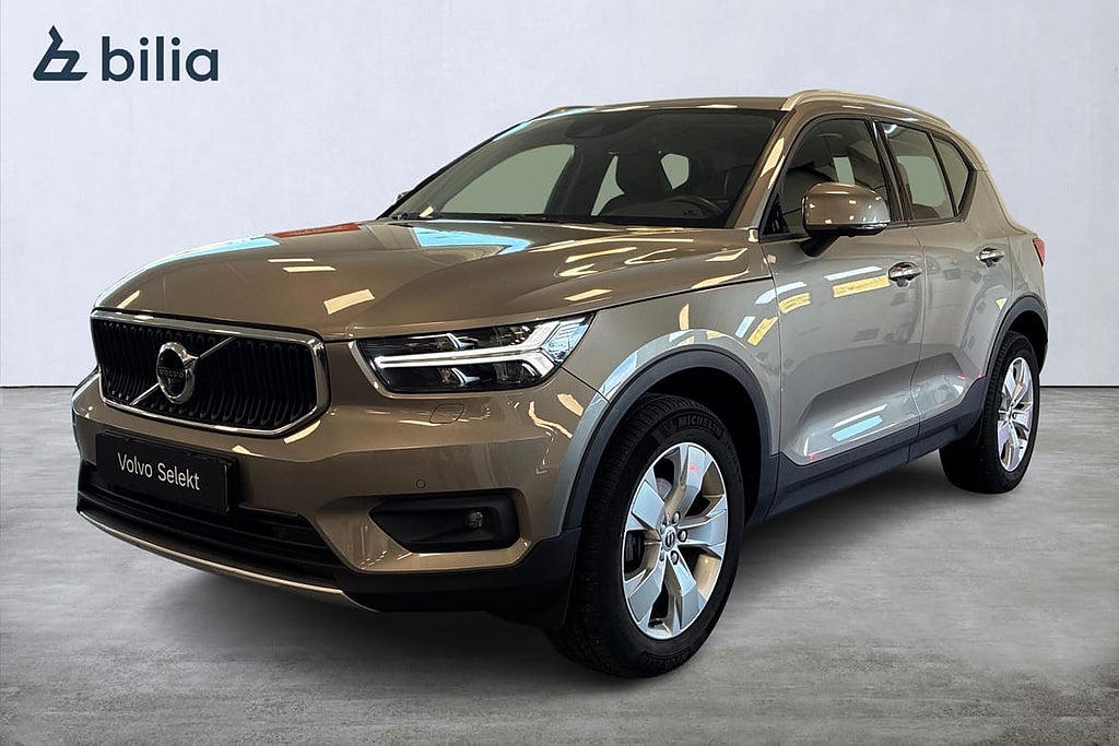 Volvo XC40 T2 FWD Momentum Advanced