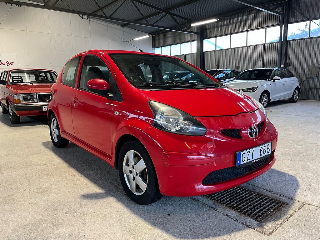 Toyota Aygo 5-dörrar 1.0 VVT-i (Ny koppling)