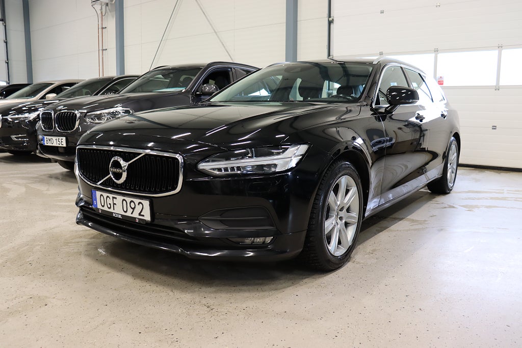 Volvo V90 D4 Momentum 2-Ägare Drag D-Värm Navi Kamrembytt 190hk