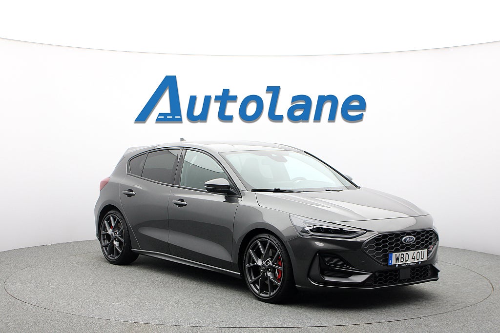 Ford Focus ST Bang & Olufsen, Kamera, BLIS, GPS, Revmatch 280hk