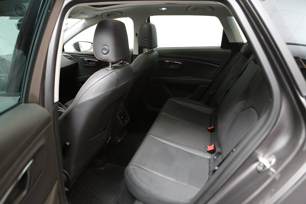 Seat Leon ST 2,0 TDI 150hk 4Drive FR Panorama Kamera Drag 2016