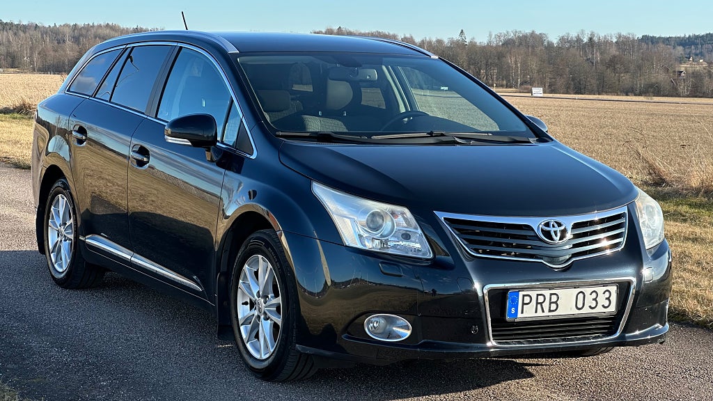 Toyota Avensis Kombi 2.0 Business Euro 5 Avbet fr 952:-/Mån 