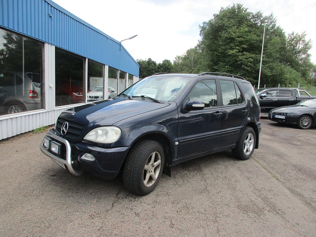 Mercedes-Benz ML 320