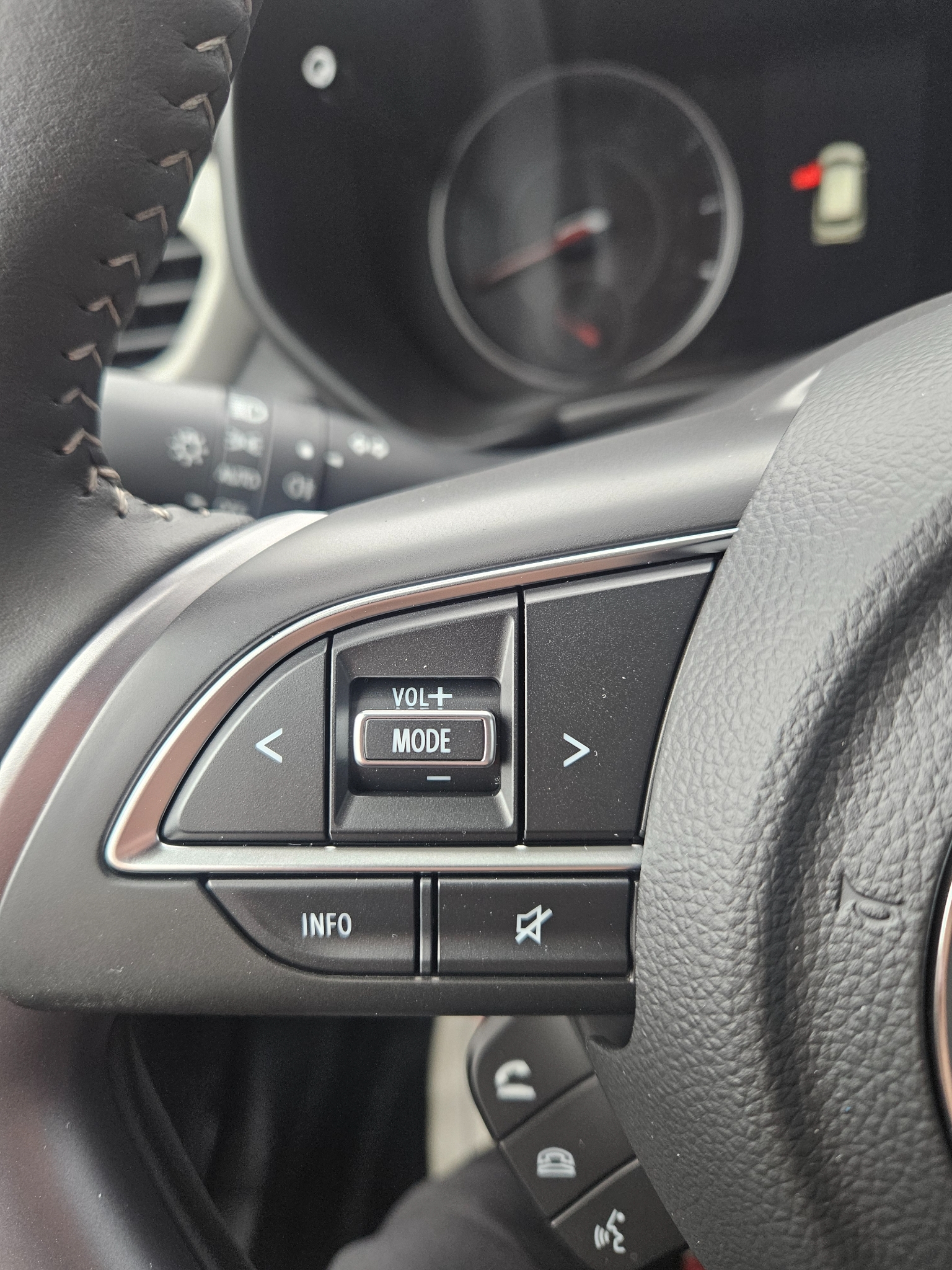 Suzuki Swift 1.2 Hybrid Base 2026, bild 7/10