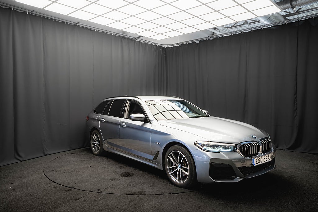 BMW 530e xDrive M Sport LÄDER DRAG KAMERA HiFi 1-ÄGARE MOMS