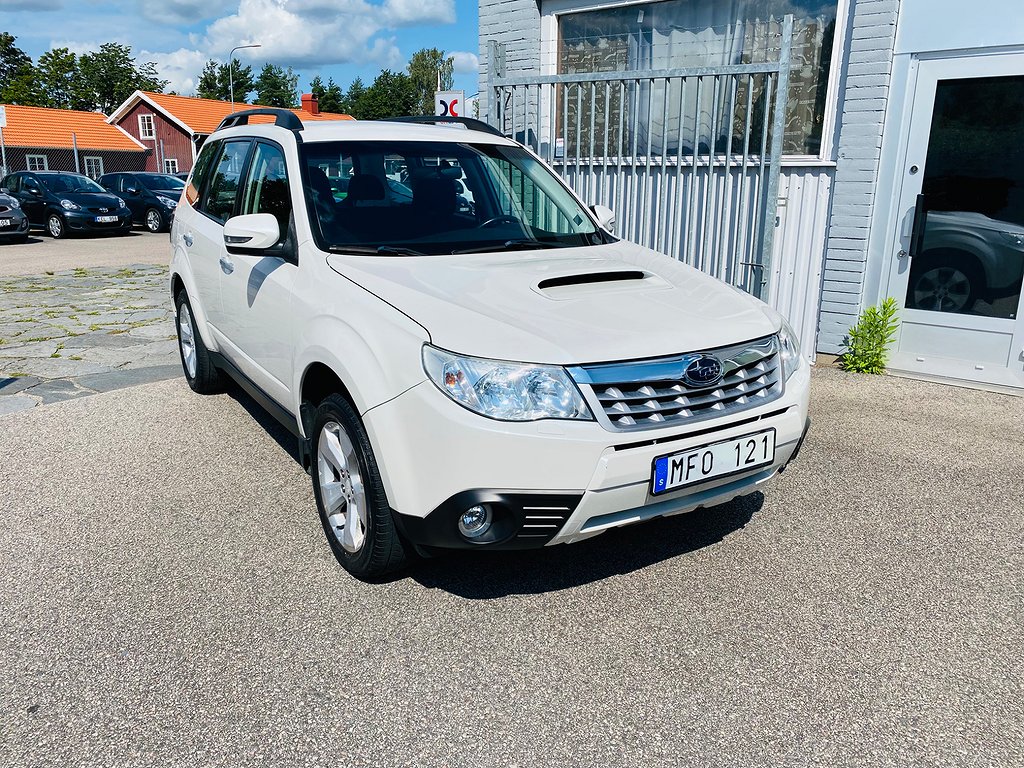 Subaru Forester 2.0 147HK 4WD / DRAG / VÄRMARE