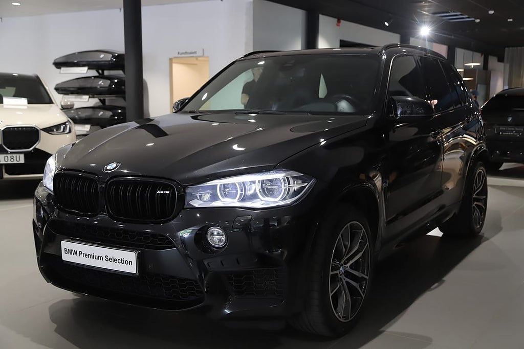 BMW X5M 