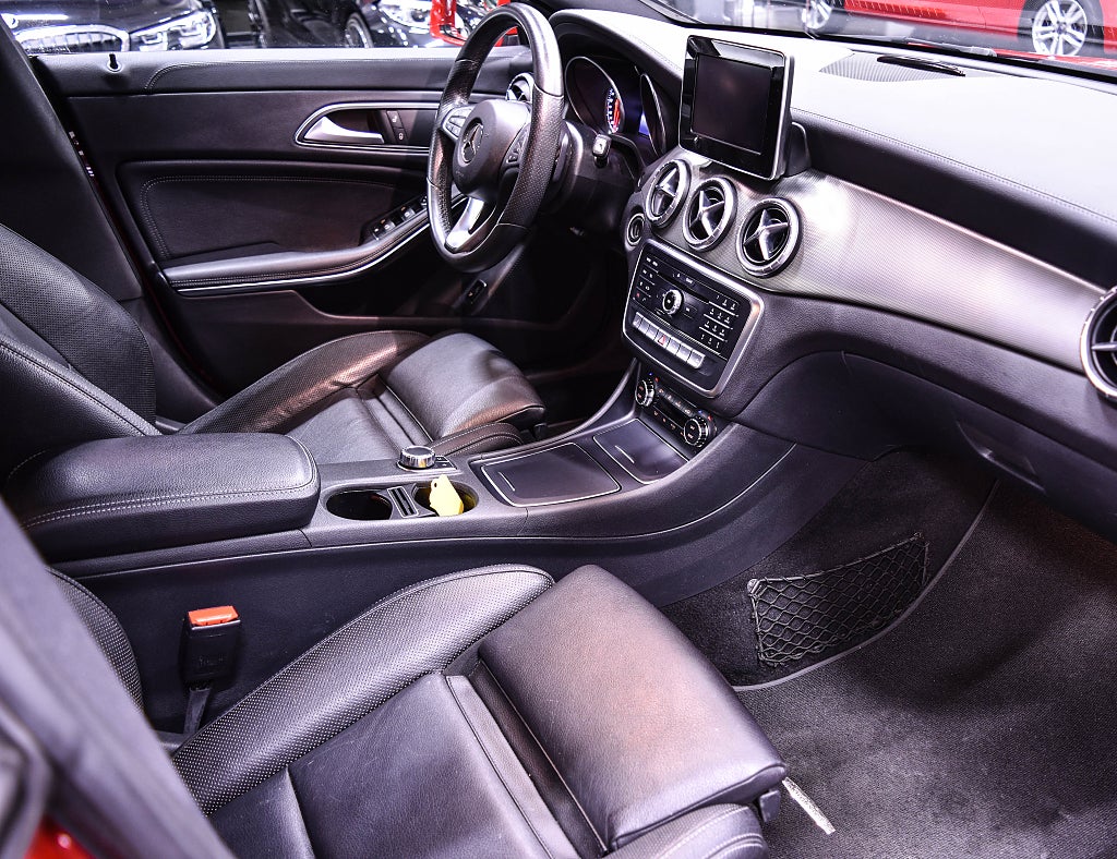 Mercedes-Benz CLA 220 d 7G-DCT, 177ps, 2017