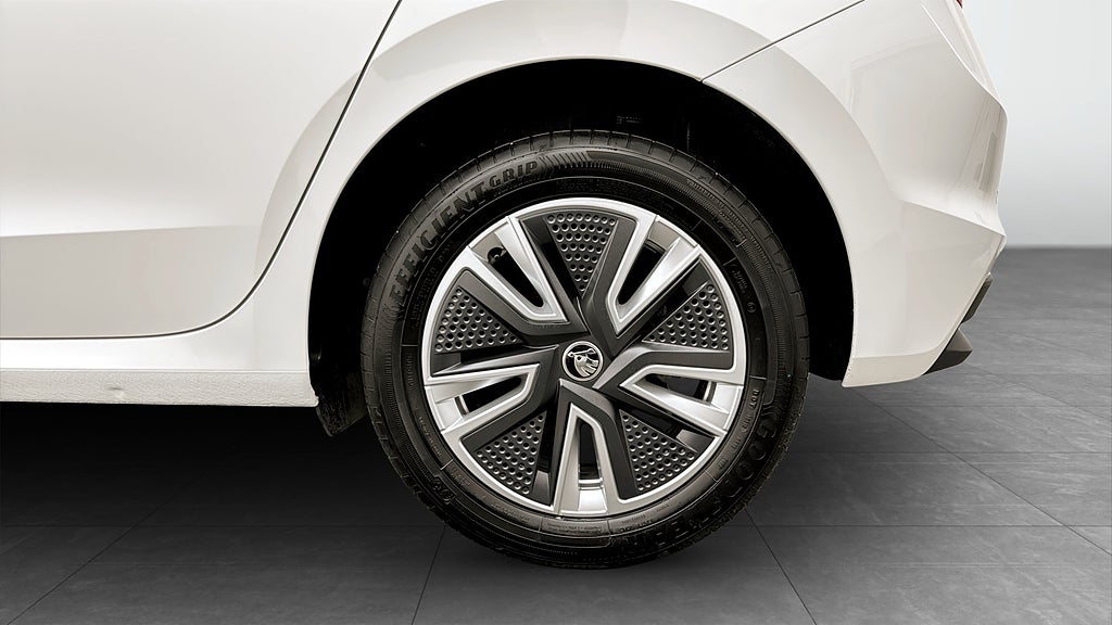 Škoda Fabia 1.0 TSI DSG Sekventiell, 110hk, 2023