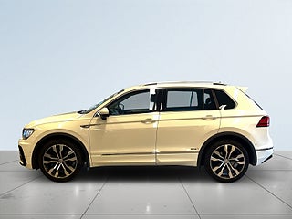 Volkswagen Tiguan 2.0 TSI 4Motion R-Line Kamera/Värmare/SoV-Däck/Drag