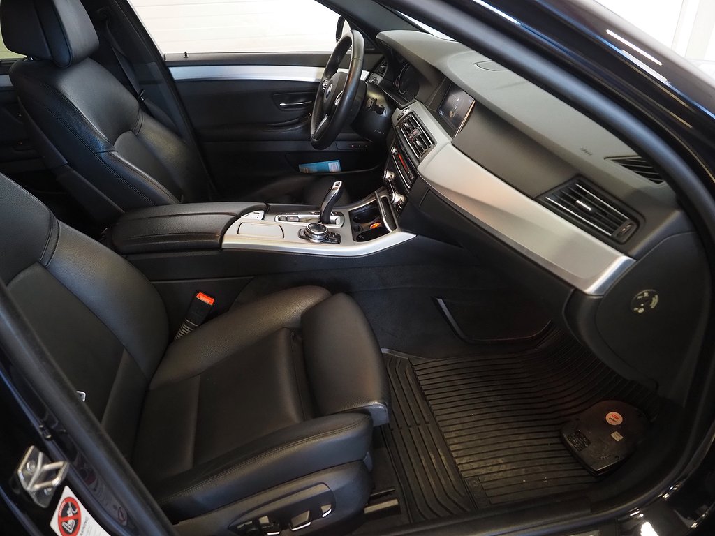 BMW 530 d 258hk xDrive Touring  M Spor D-värm|HUD,|H/K|Drag| 2015