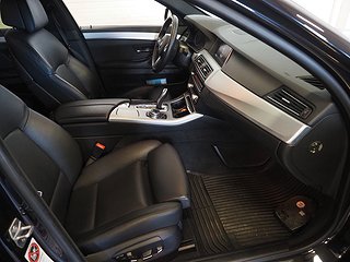 Kombi BMW 530 10 av 27