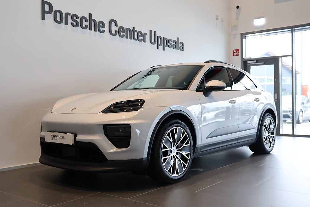 Porsche Macan Electric