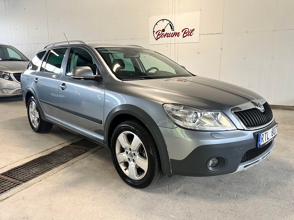 Skoda Octavia Scout 2.0 TDI DPF 4Motion Scout Euro 5